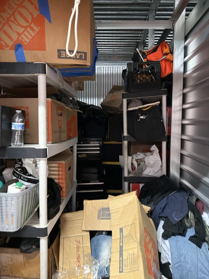 5 x 10 storage unit in Pittsburg, CA