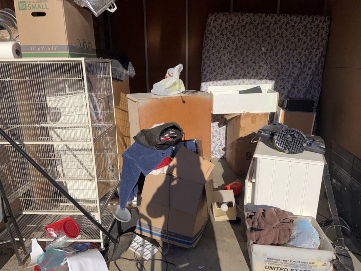 10 x 10 storage unit in Woodbridge, VA