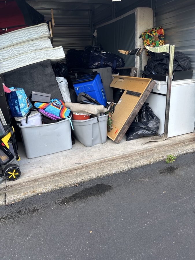 10 x 15 storage unit in Easton, PA