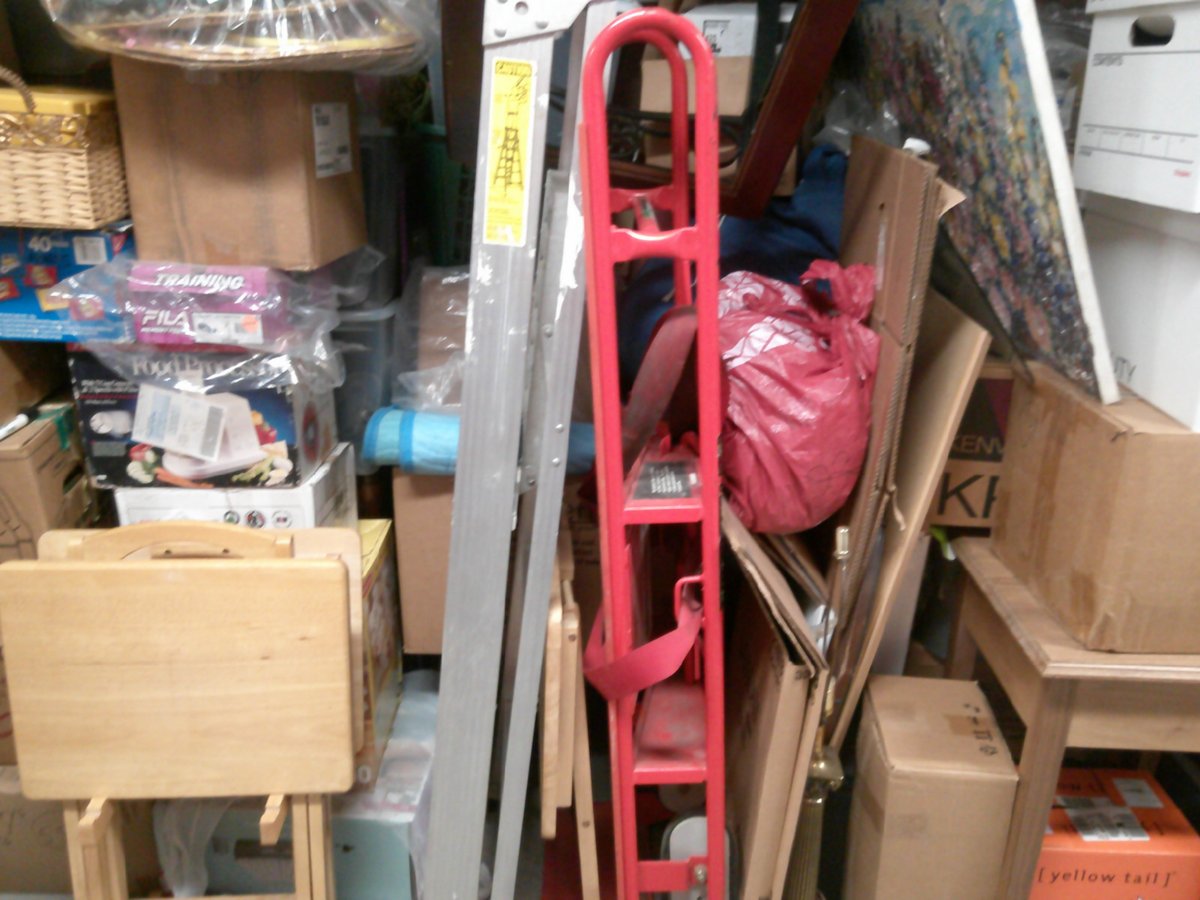 10 x 10 storage unit in Rahway, NJ