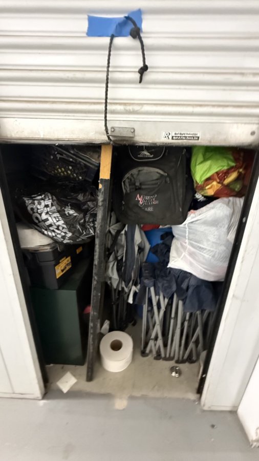5 x 10 storage unit in Moreno Valley, CA