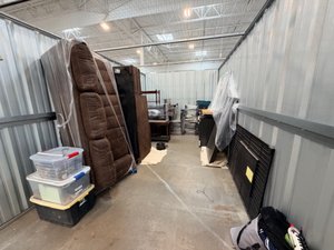 10 x 20 storage unit in Grandview, MO