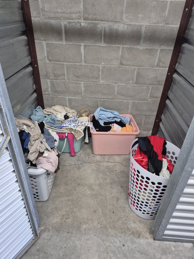 5 x 5 storage unit in Windsor Heights, IA