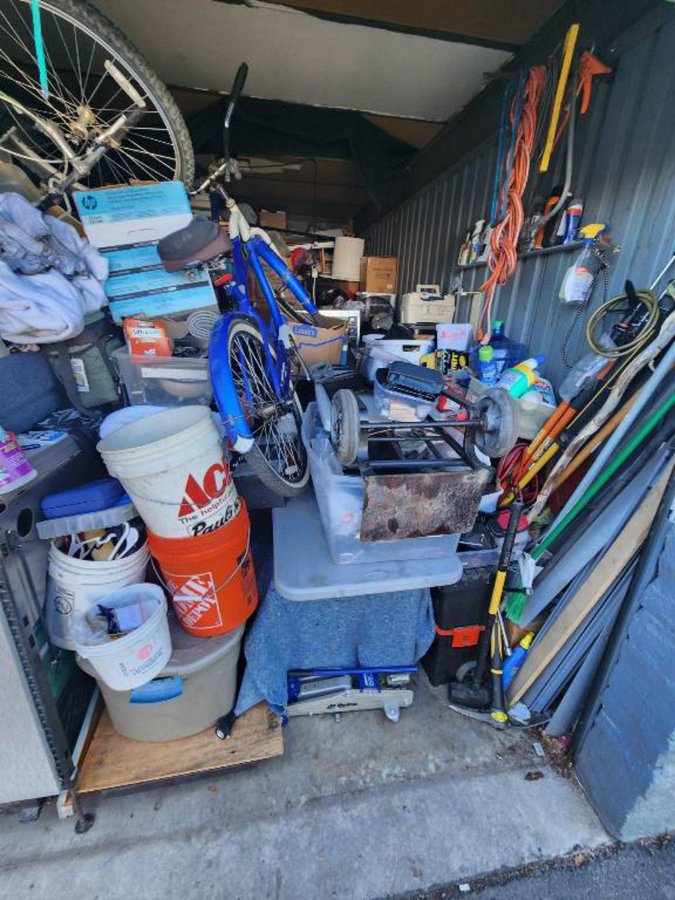 10 x 20 storage unit in Tempe, AZ