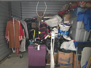 10 x 10 storage unit in Omaha, NE