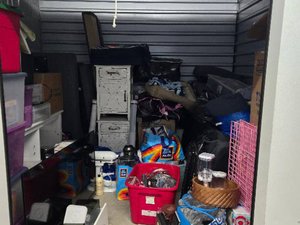 10 x 10 storage unit in Sterling, VA