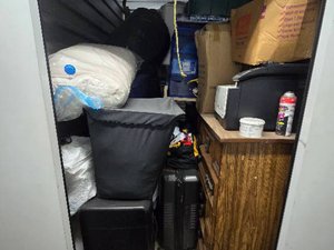 5 x 7 storage unit in Gardena, CA