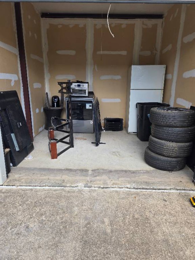 10 x 10 storage unit in Fort Worth, TX