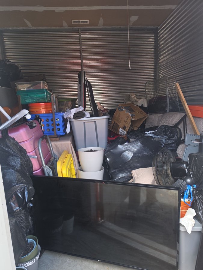10 x 10 storage unit in Charlotte, NC