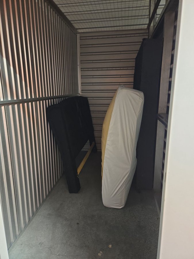 5 x 10 storage unit in Charlotte, NC