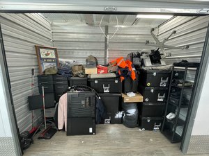 10 x 5 storage unit in South San Francisco, CA