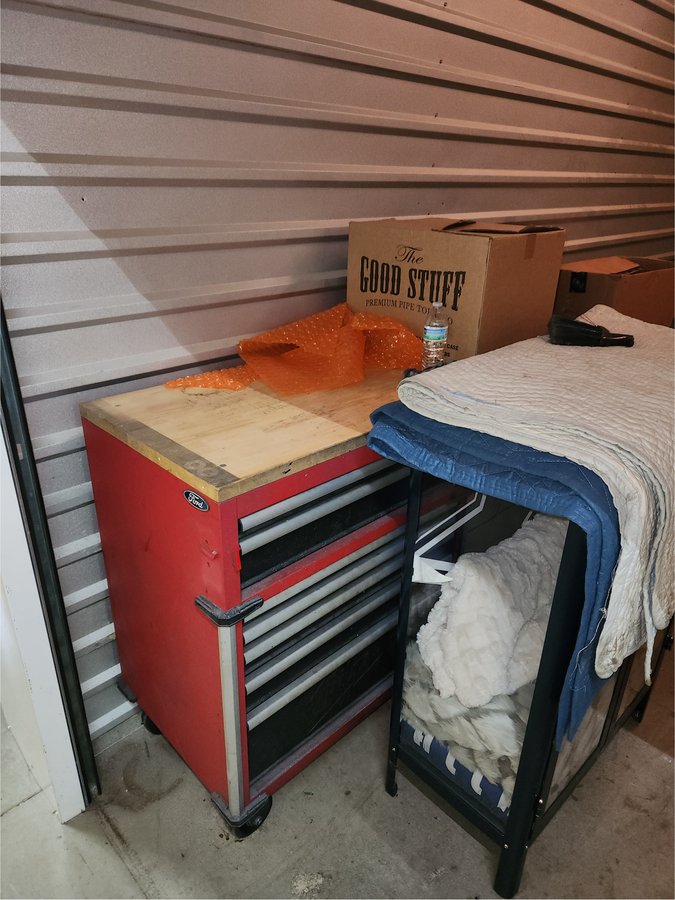 10 x 25 storage unit in Austintown, OH