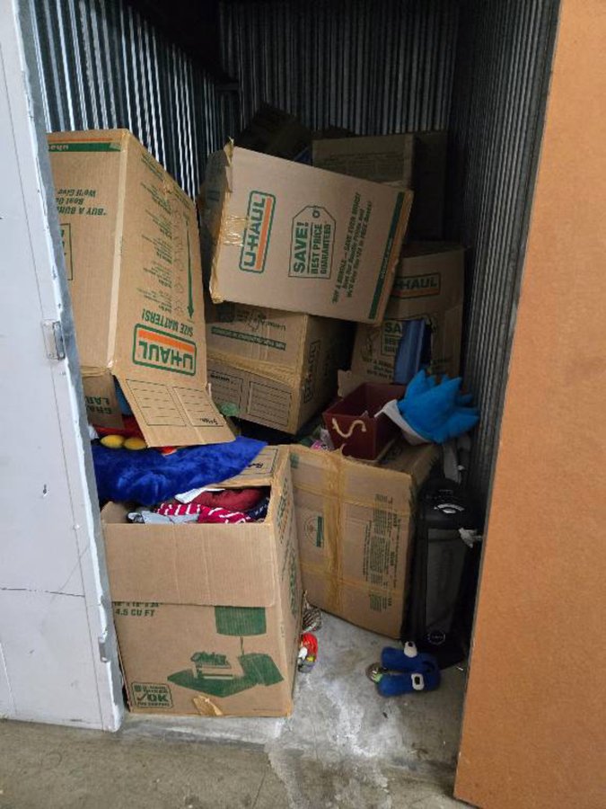 5 x 10 storage unit in Fallbrook, CA