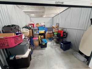 10 x 15 storage unit in Grandview, MO