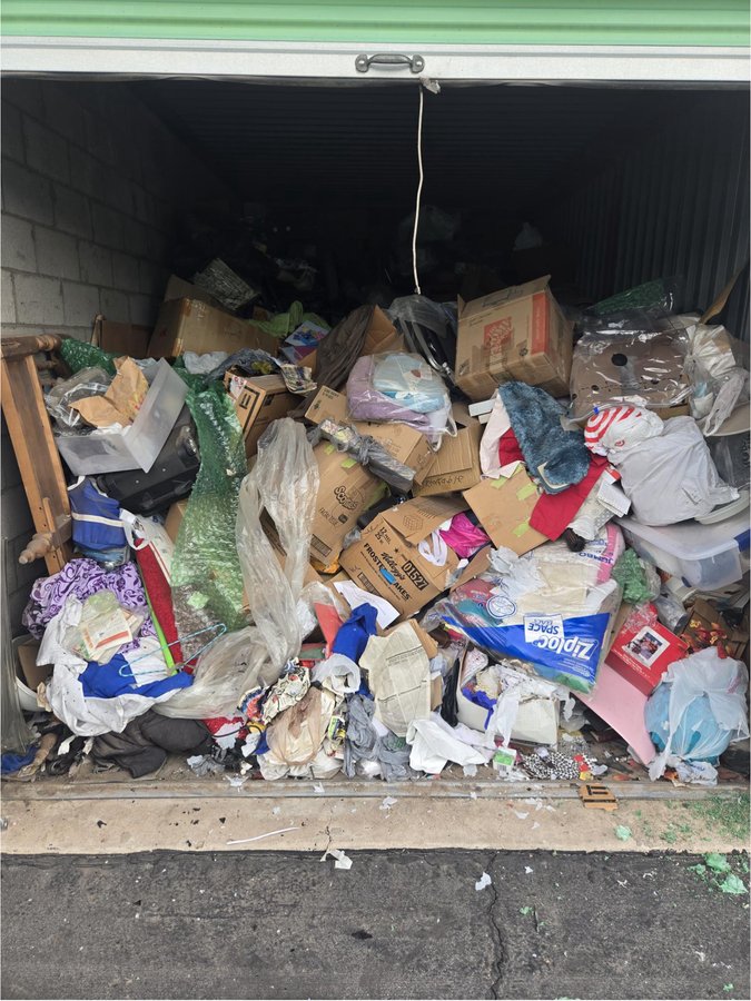 10 x 20 storage unit in Phoenix, AZ