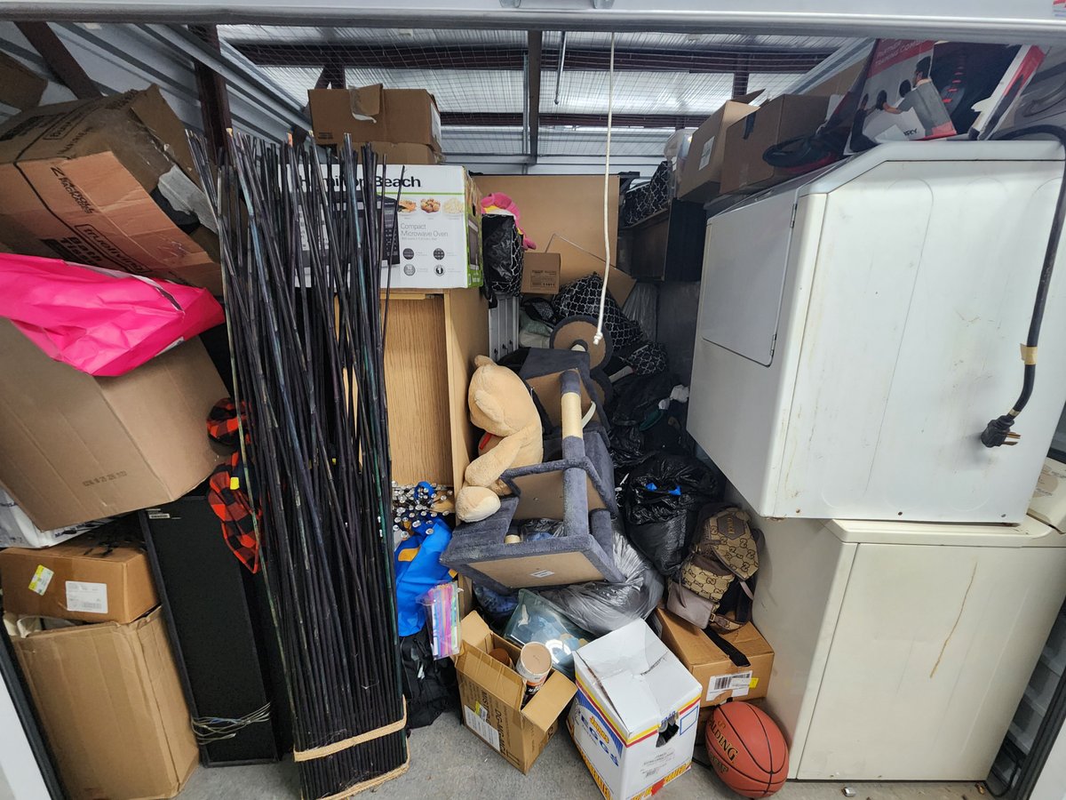 10 x 10 storage unit in Chattanooga, TN