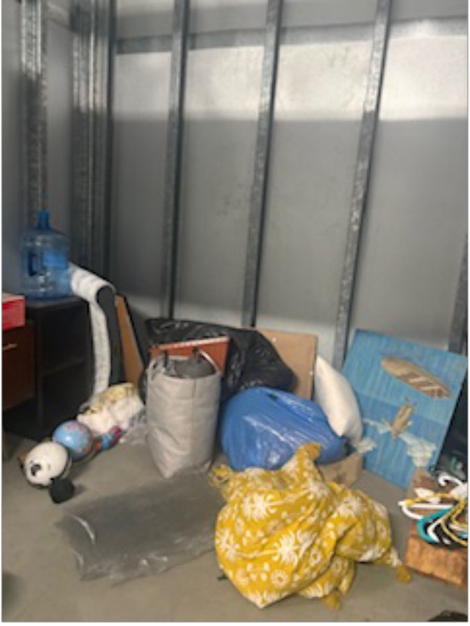 10 x 10 storage unit in Oxnard, CA
