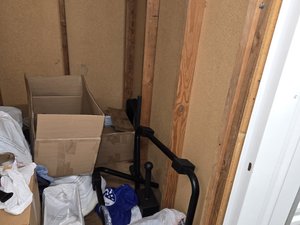 4 x 6 storage unit in Santa Monica, CA