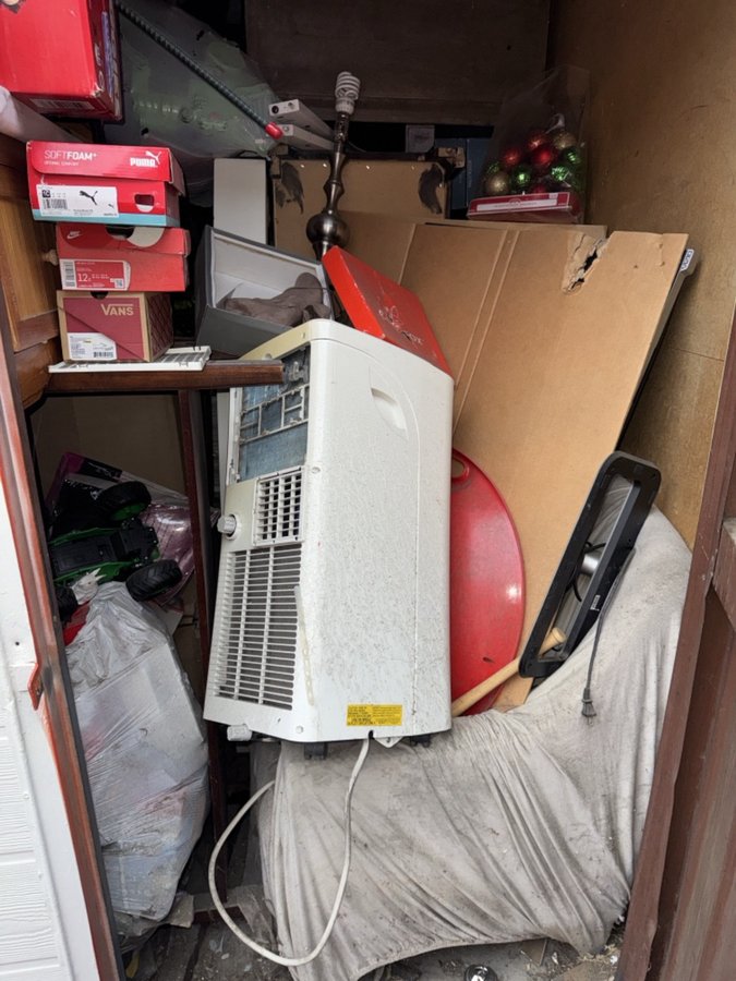 5 x 15 storage unit in Sylmar, CA