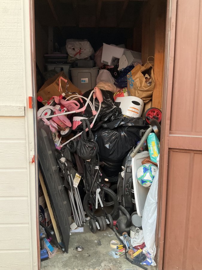 5 x 15 storage unit in Sylmar, CA