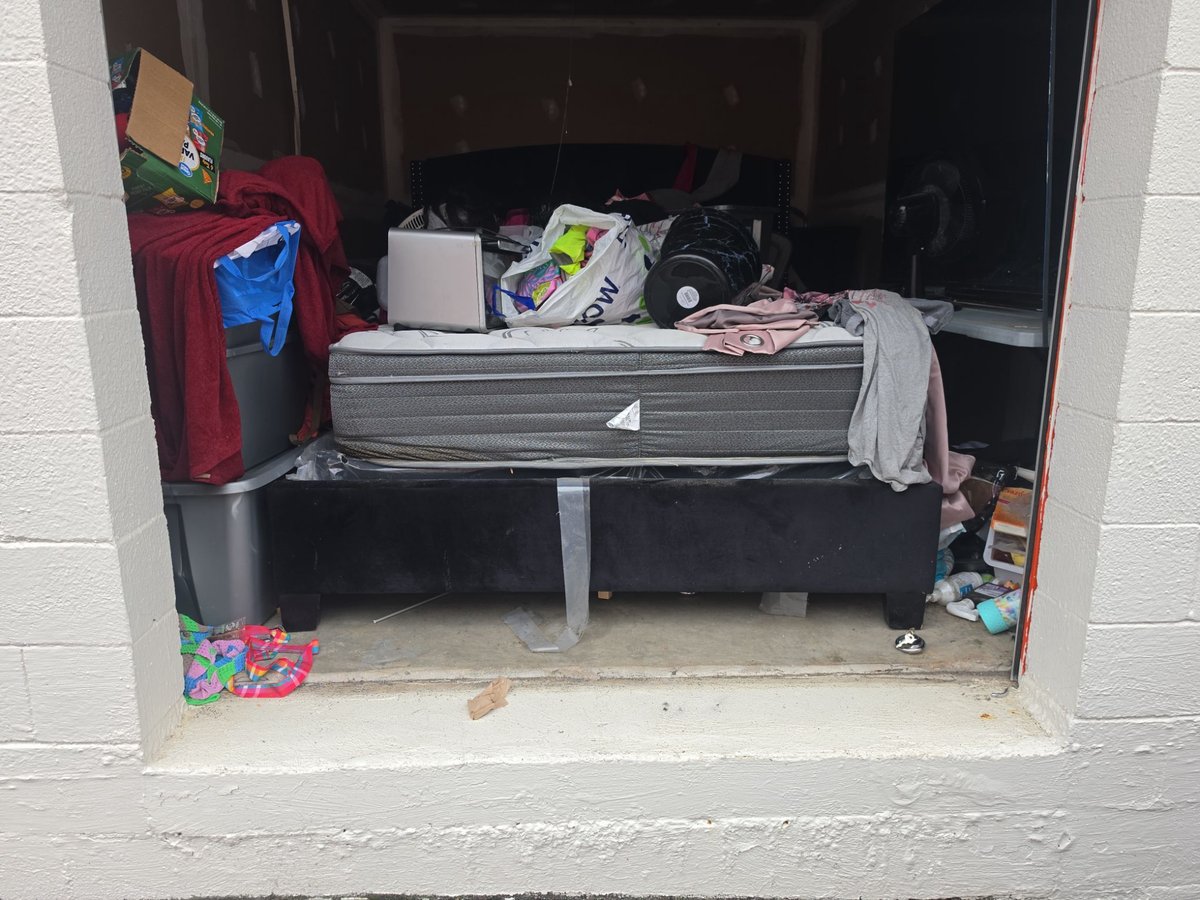 10 x 15 storage unit in Charlotte, NC