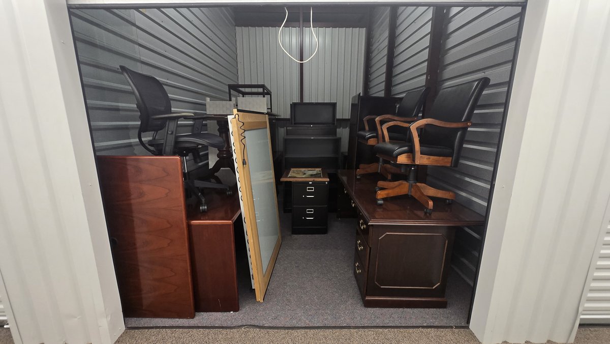 10 x 15 storage unit in Sugar Land, TX