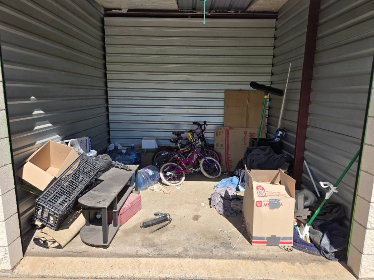 10 x 10 storage unit in Dallas, TX