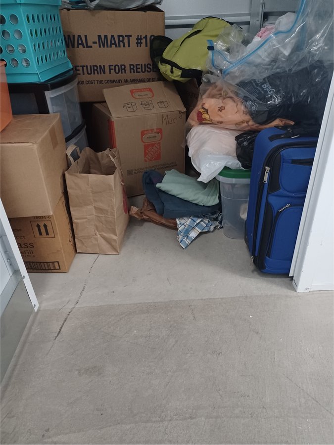 5 x 5 storage unit in Thousand Oaks, CA