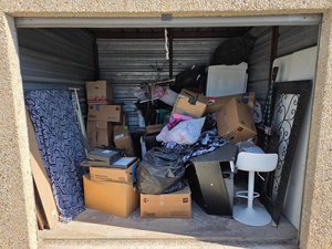 10 x 10 unit in San Antonio