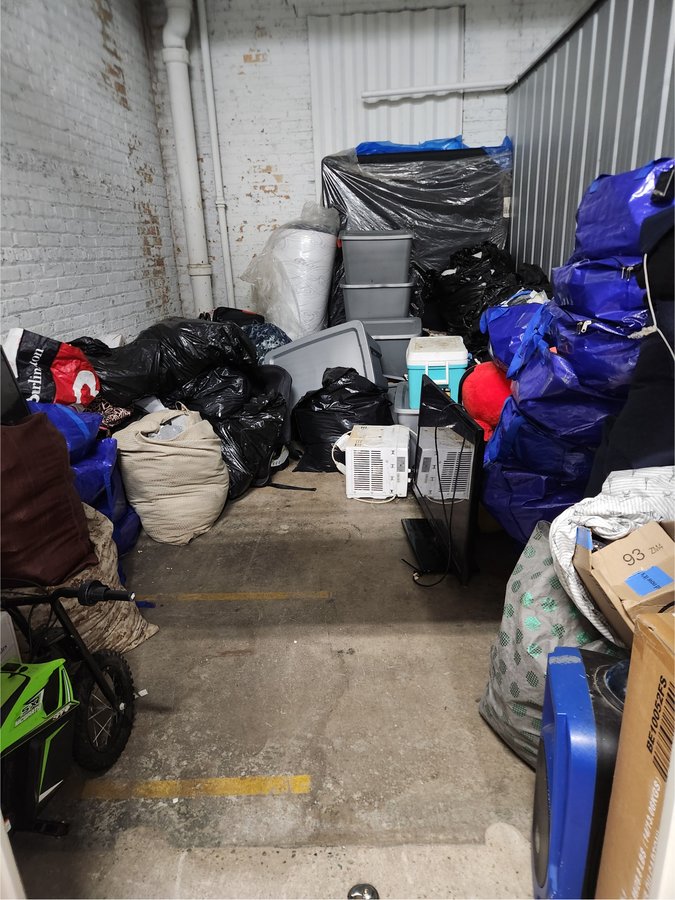 10 x 15 storage unit in Chicago, IL