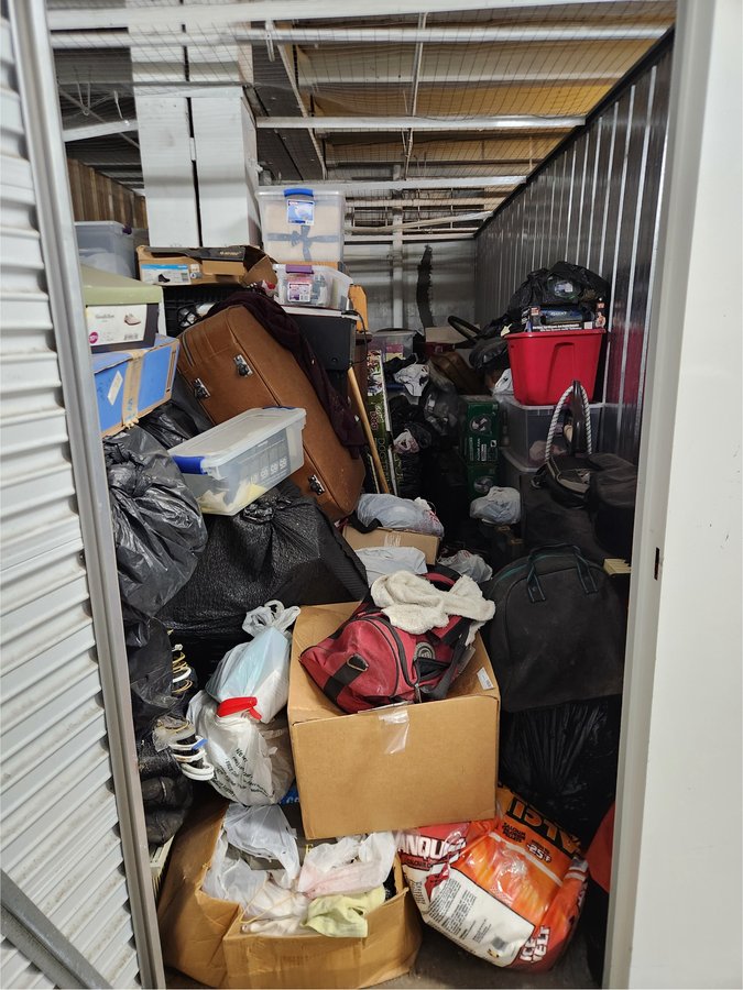 10 x 24 storage unit in Chicago, IL