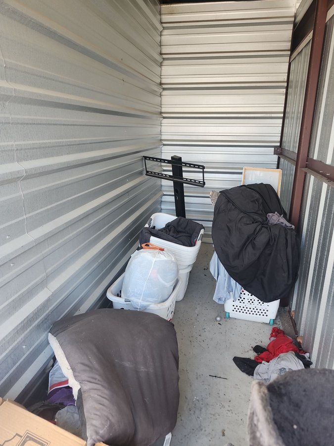 5 x 14 storage unit in Del Valle, TX