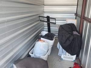5 x 14 storage unit in Del Valle, TX