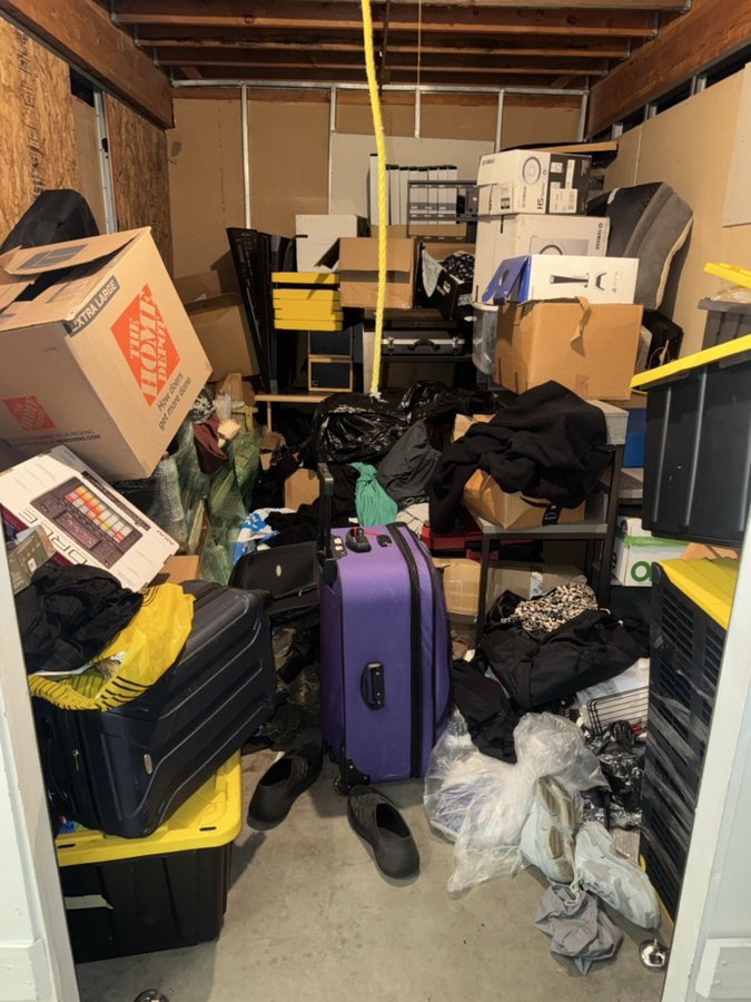 10 x 15 storage unit in Northridge, CA