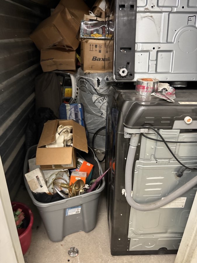 5 x 10 storage unit in St Charles, MO