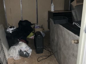 10 x 10 storage unit in Granada Hills, CA