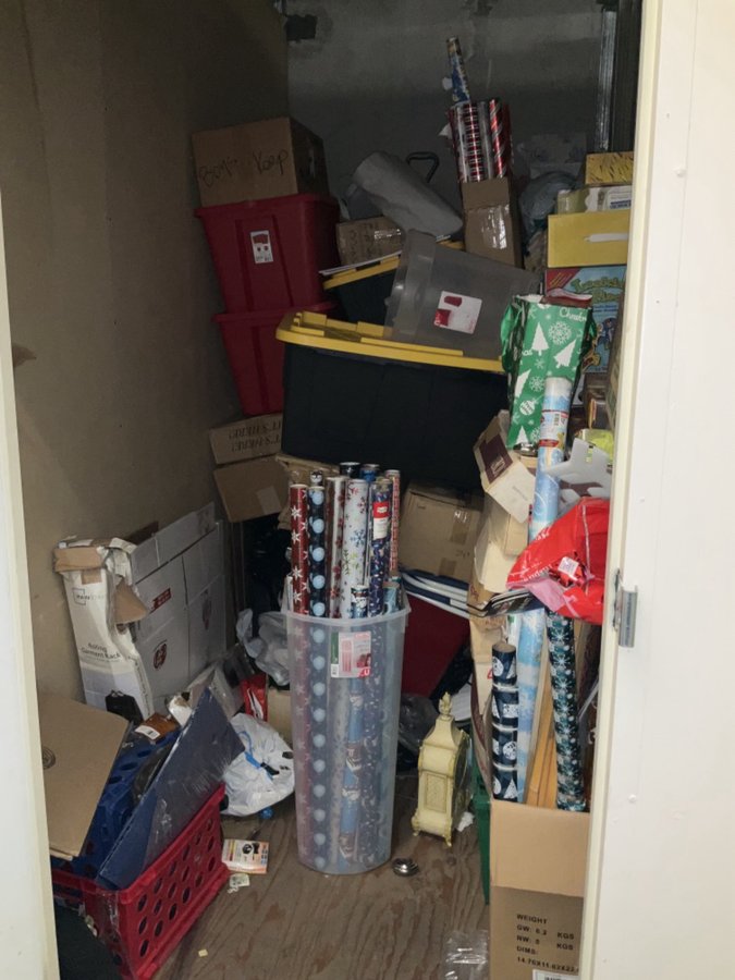 5 x 10 storage unit in Granada Hills, CA