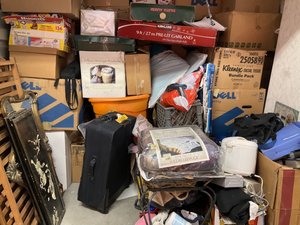 10 x 7 storage unit in Santa Clarita, CA