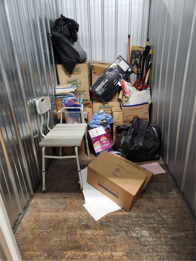 5 x 10 storage unit in Chicago, IL