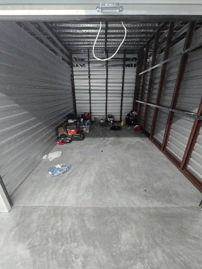 10 x 15 storage unit in Tucson, AZ