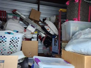 10 x 10 storage unit in Houston, TX