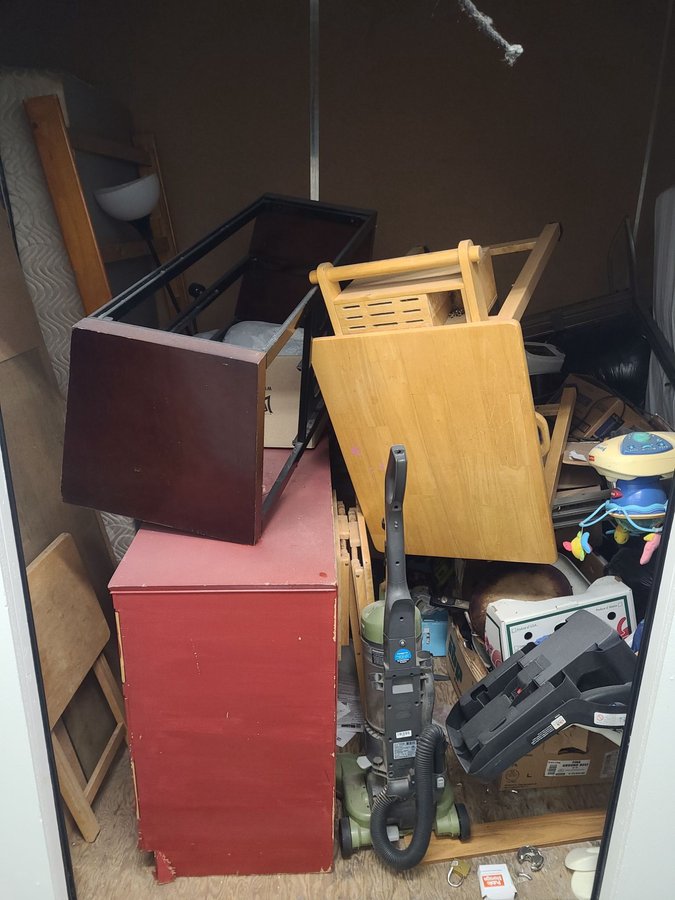 7 x 10 storage unit in Gresham, OR