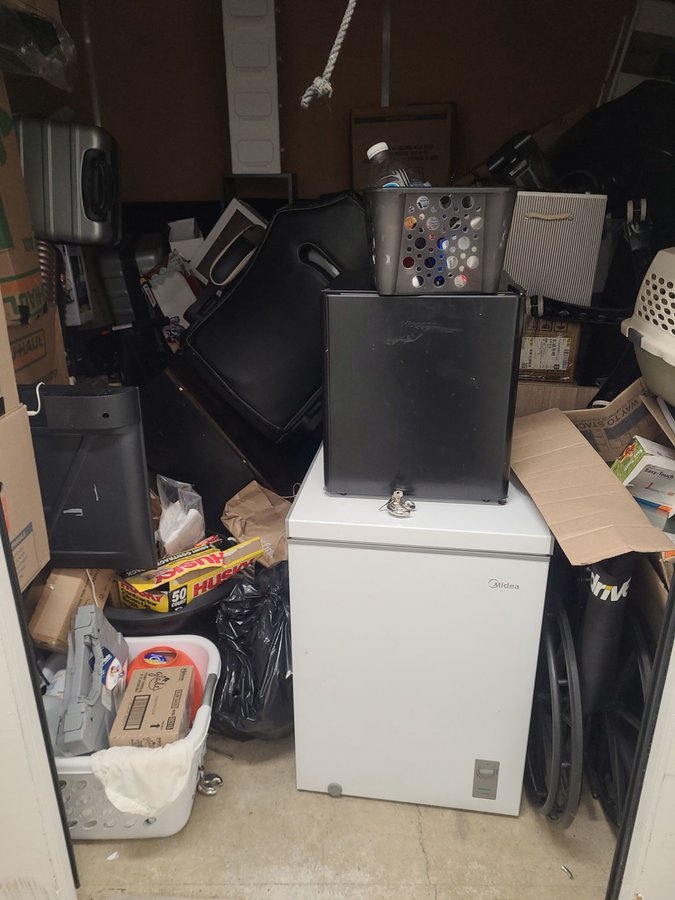10 x 10 storage unit in Gresham, OR