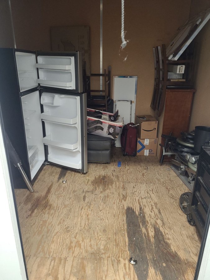 10 x 10 storage unit in Gresham, OR