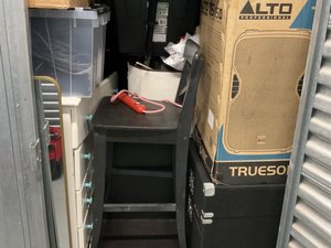 5 x 10 storage unit in Tujunga, CA