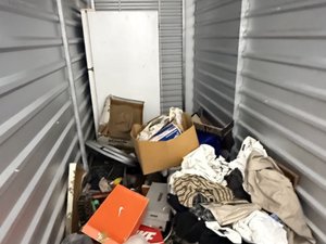 5 x 10 storage unit in Moreno Valley, CA