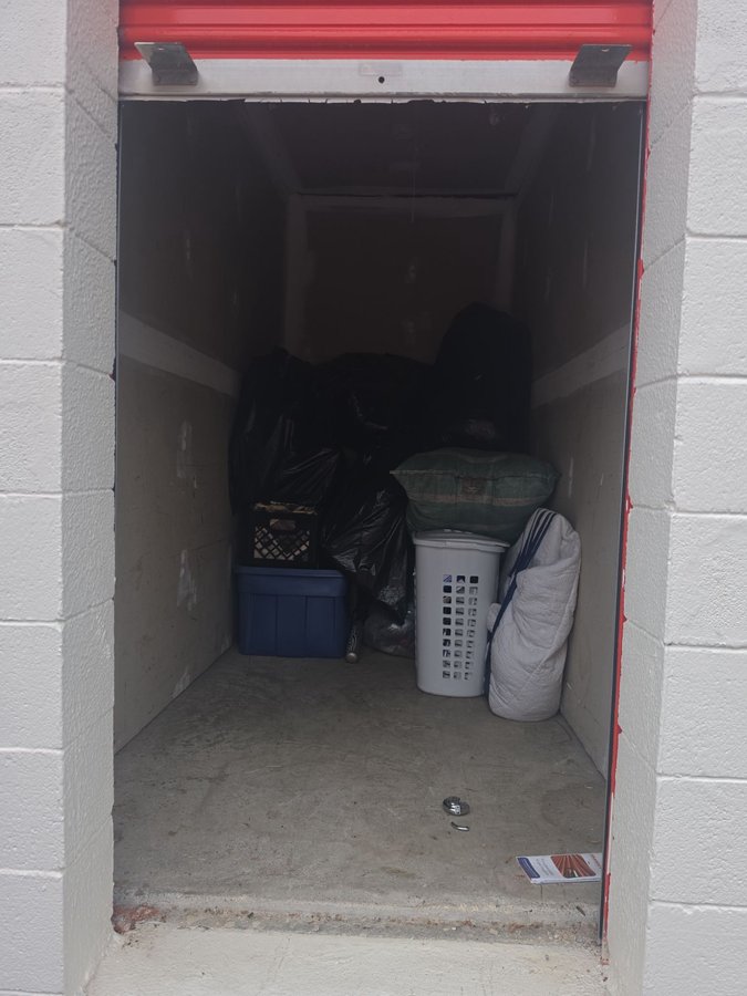 5 x 10 storage unit in Lexington, NC