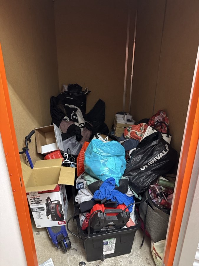 5 x 10 storage unit in Gresham, OR