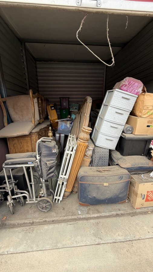 10 x 15 storage unit in Moreno Valley, CA