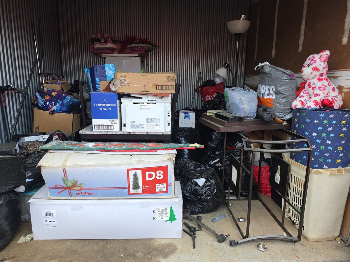 10 x 10 storage unit in Charlotte, NC